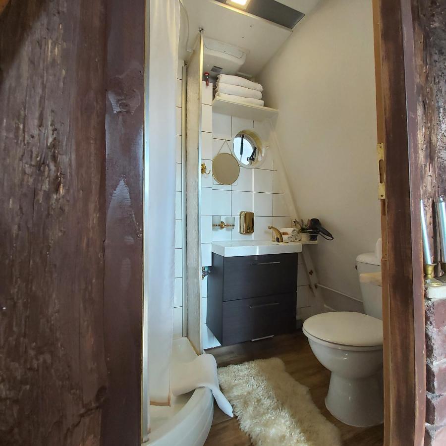 Winter Tiny House In Prague Parco vacanze *